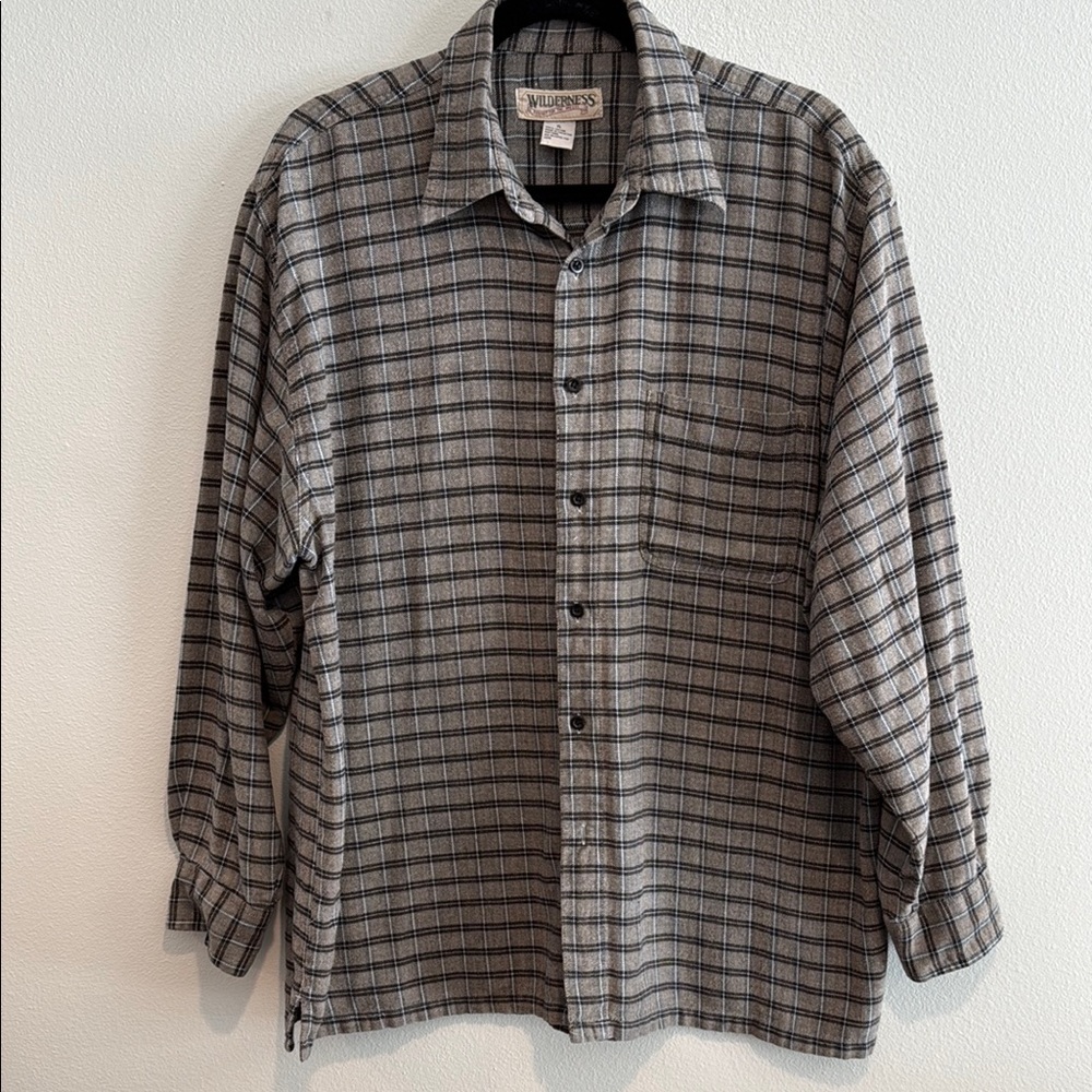 WILDERNESS Men's Gray Plaid Shirt
